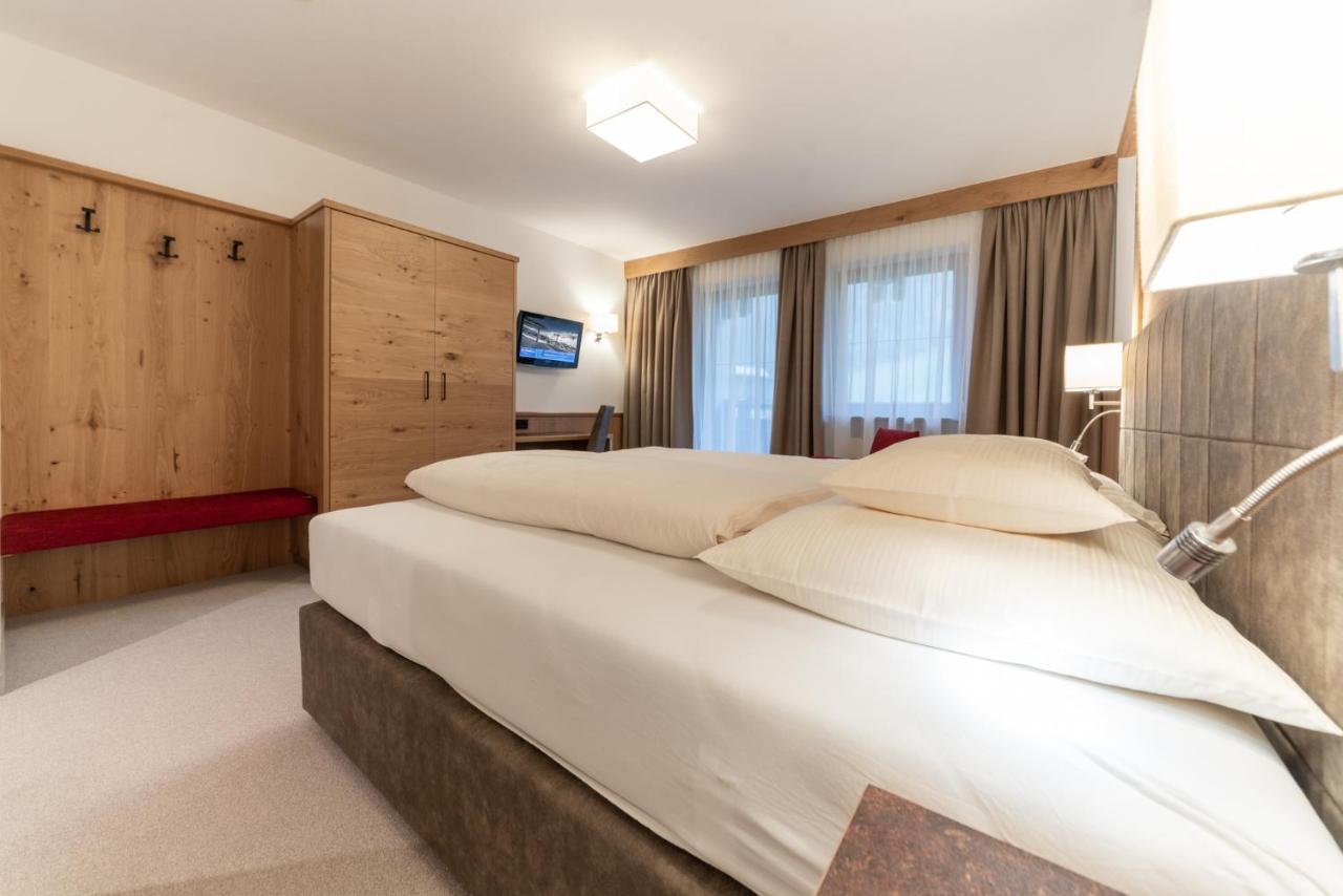 Haus Hohenfels Hotel โอเบอร์กัวร์เกิล ภายนอก รูปภาพ
