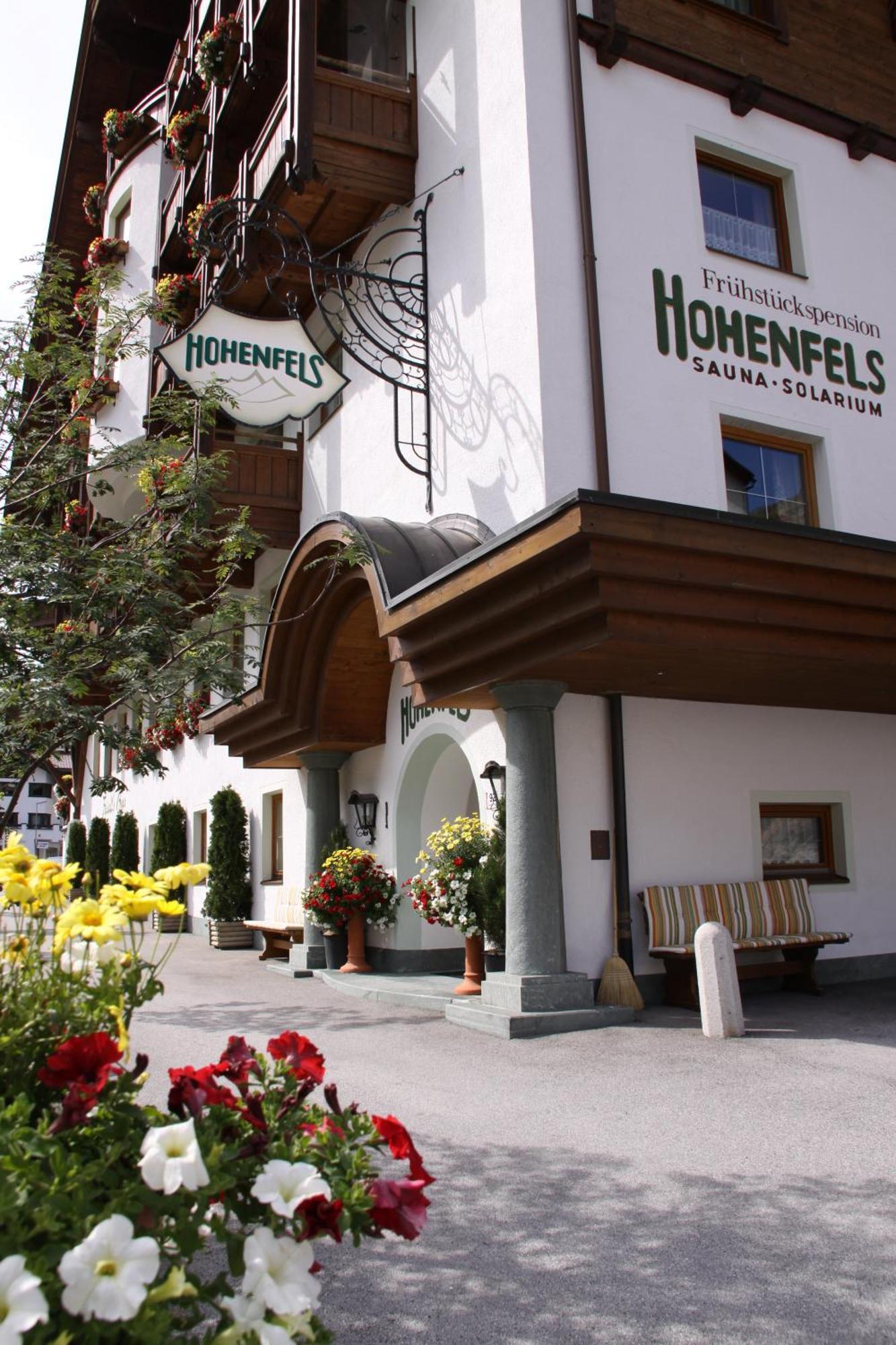 Haus Hohenfels Hotel โอเบอร์กัวร์เกิล ภายนอก รูปภาพ
