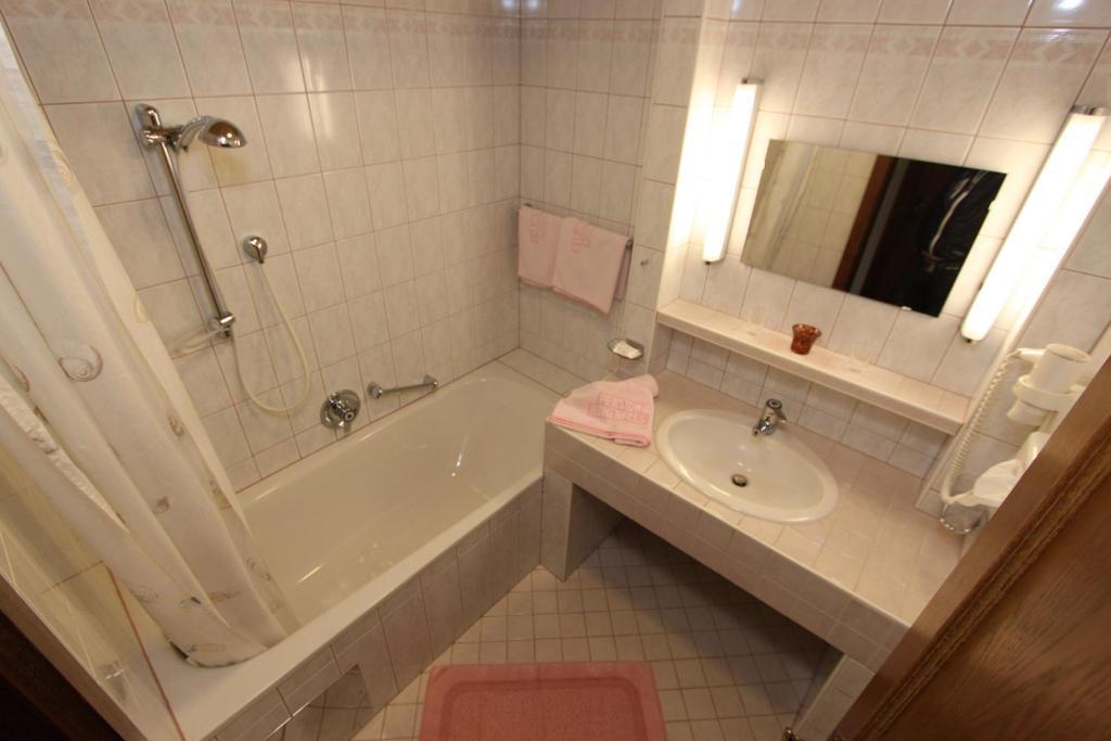 Haus Hohenfels Hotel โอเบอร์กัวร์เกิล ห้อง รูปภาพ